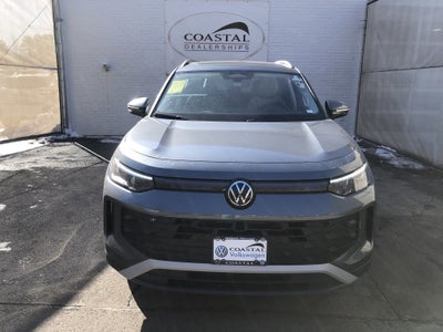 2026 Volkswagen Tiguan SE w/panoramic sunroof
