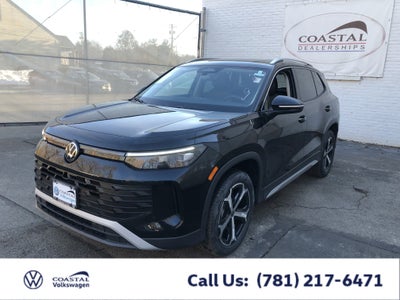 2026 Volkswagen Tiguan SE w/panoramic sunroof