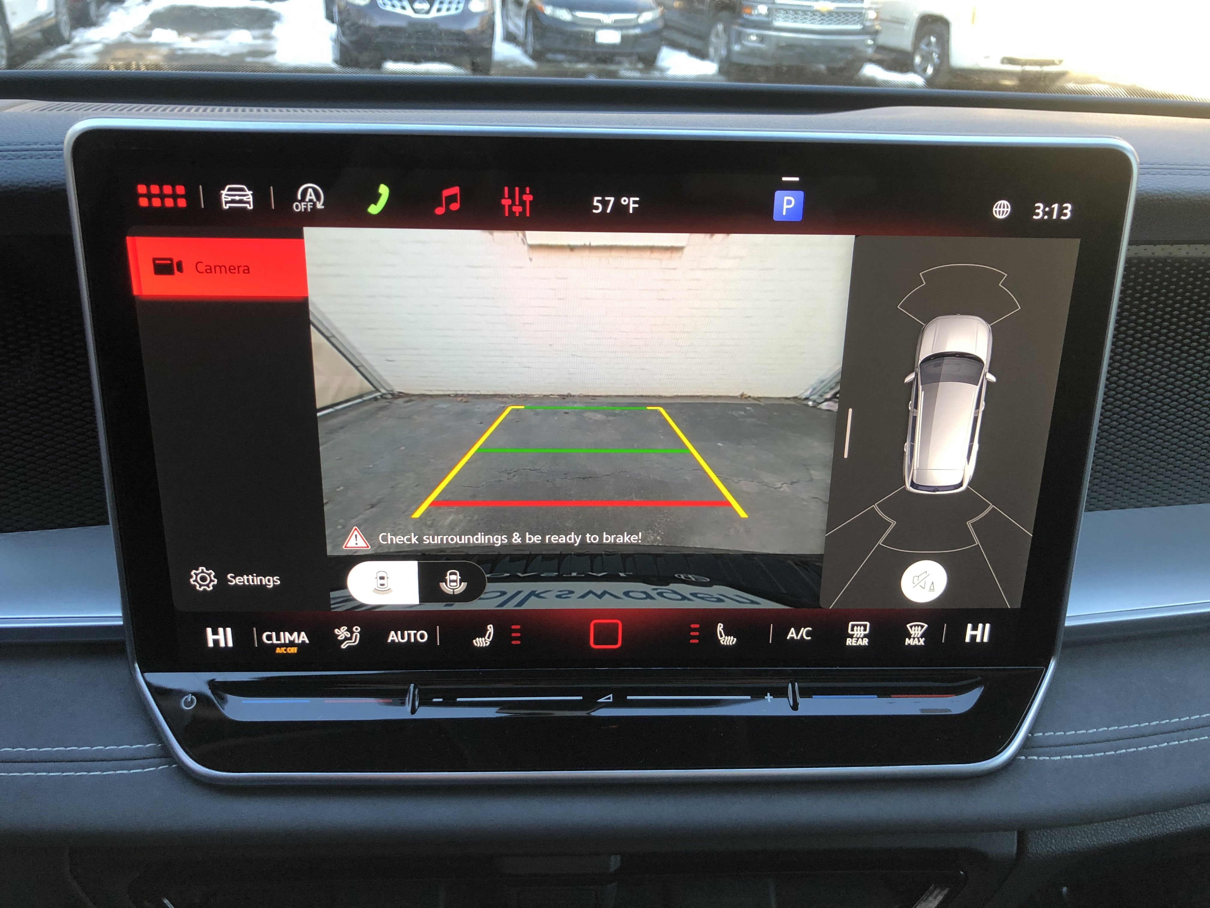 2026 Volkswagen Tiguan SE w/panoramic sunroof
