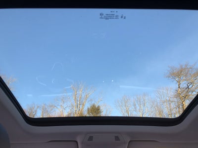 2026 Volkswagen Tiguan SE w/panoramic sunroof