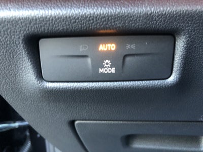 2026 Volkswagen Tiguan SE w/panoramic sunroof