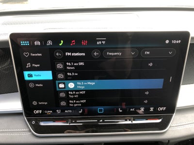 2026 Volkswagen Tiguan SE w/panoramic sunroof