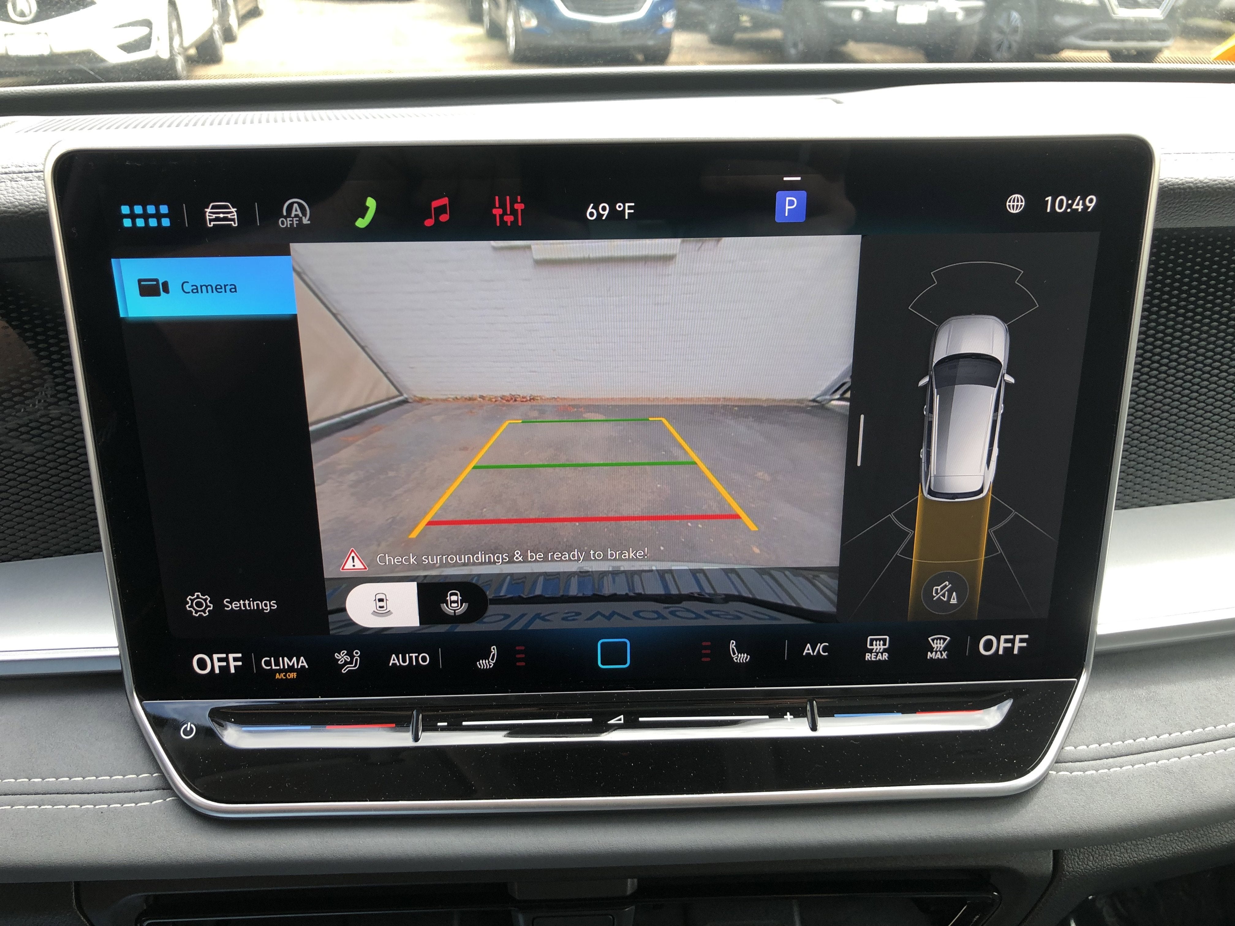 2026 Volkswagen Tiguan SE w/panoramic sunroof