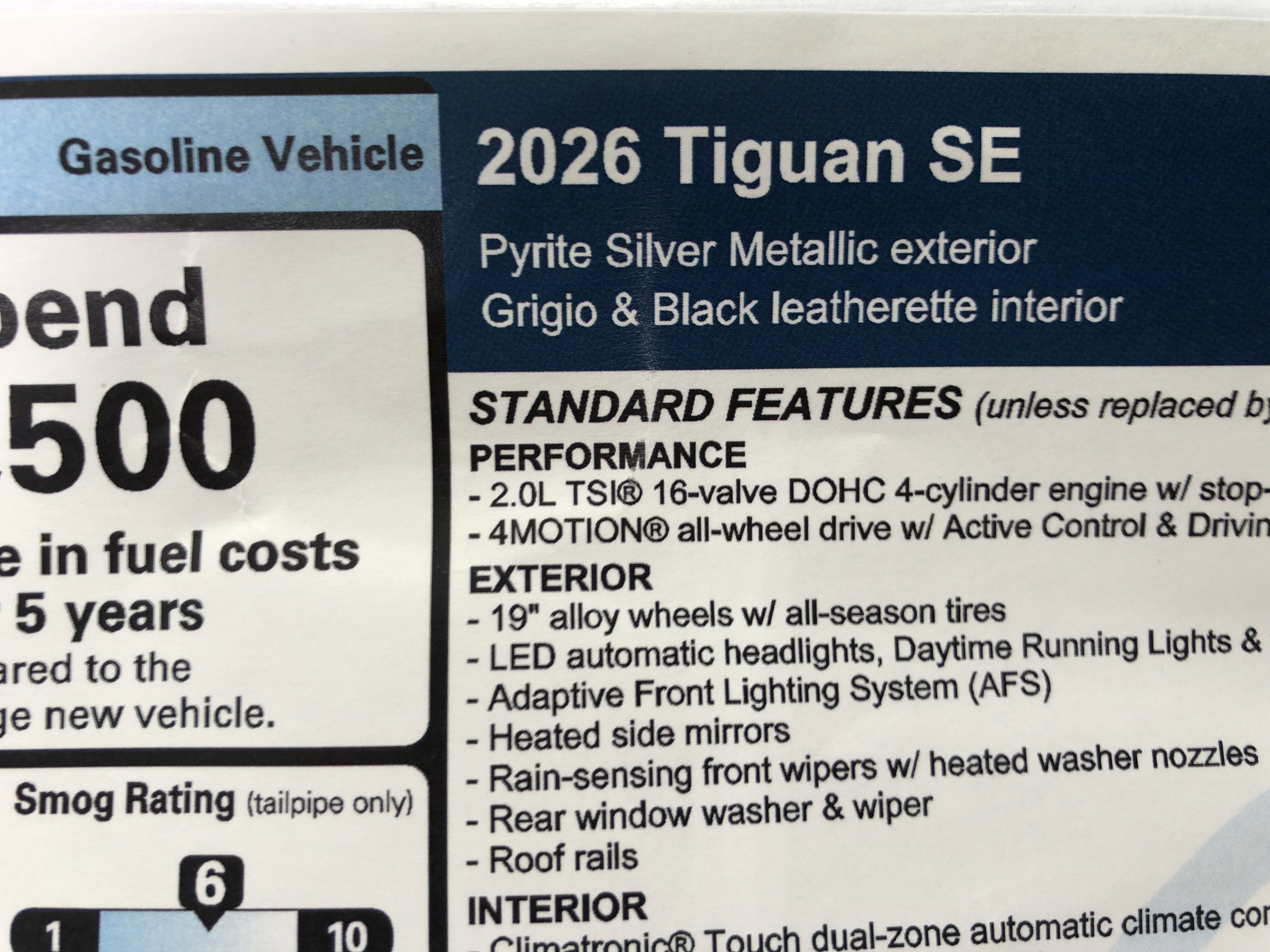 2026 Volkswagen Tiguan SE w/panoramic sunroof