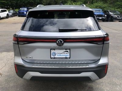 2026 Volkswagen Tiguan SE w/panoramic sunroof