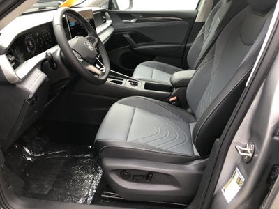 2026 Volkswagen Tiguan SE w/panoramic sunroof