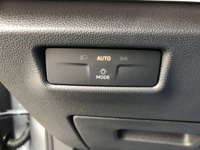 2026 Volkswagen Tiguan SE w/panoramic sunroof