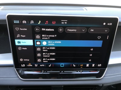 2026 Volkswagen Tiguan SE w/panoramic sunroof