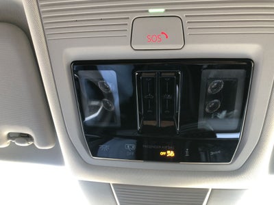 2026 Volkswagen Tiguan SE w/panoramic sunroof