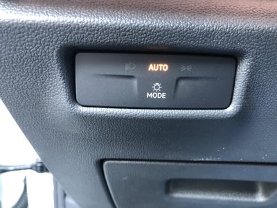 2026 Volkswagen Tiguan SE w/panoramic sunroof