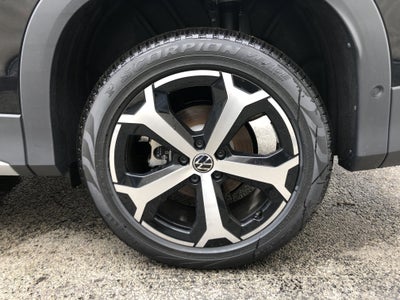 2026 Volkswagen Tiguan SE w/panoramic sunroof