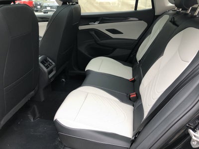 2026 Volkswagen Tiguan SE w/panoramic sunroof