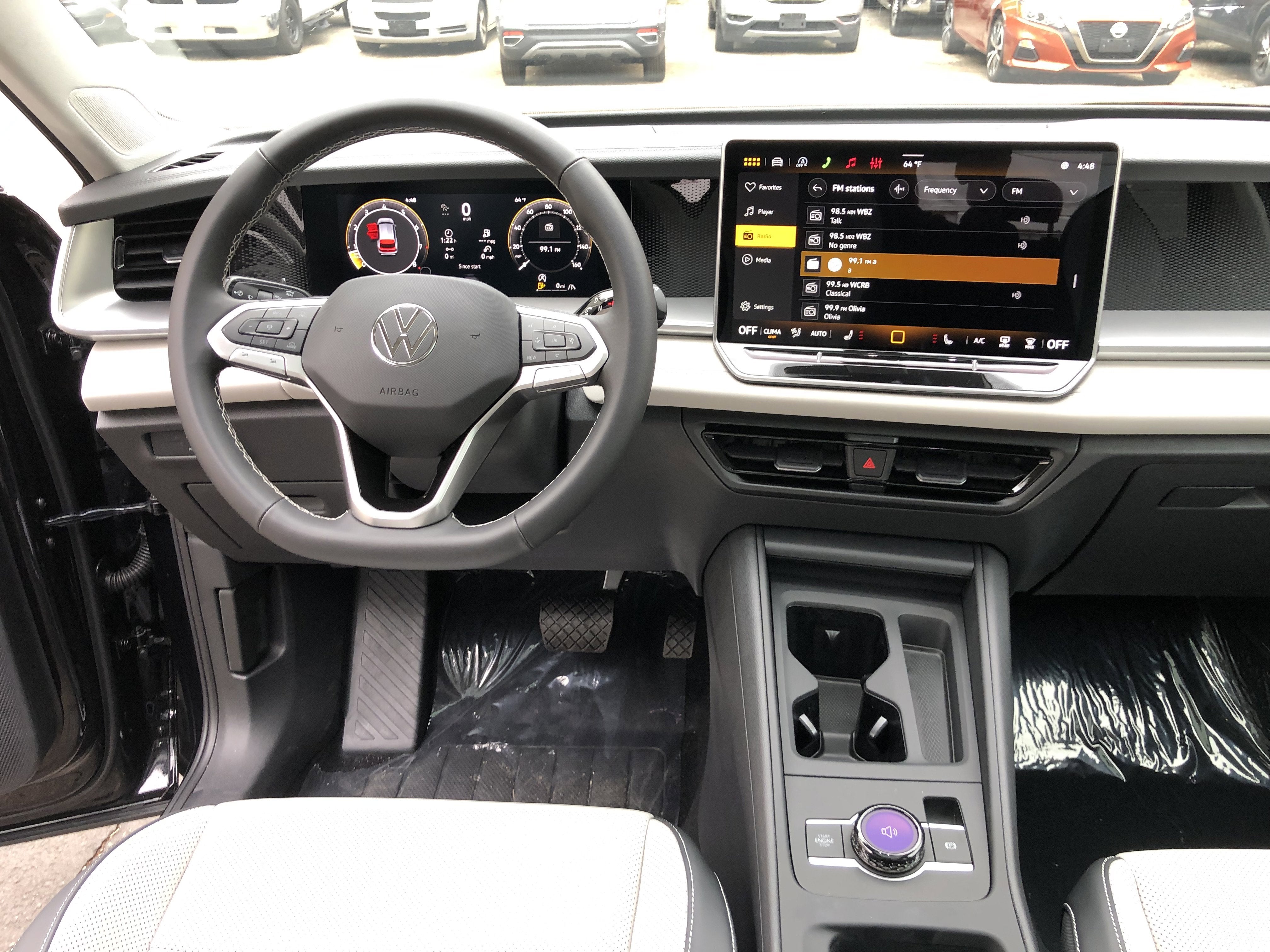 2026 Volkswagen Tiguan SE w/panoramic sunroof