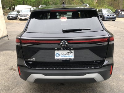 2026 Volkswagen Tiguan SE w/panoramic sunroof