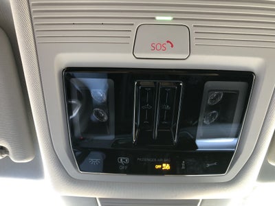 2026 Volkswagen Tiguan SE w/panoramic sunroof