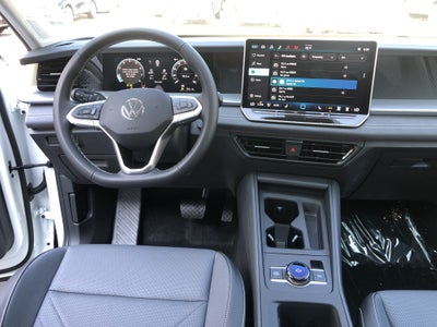 2026 Volkswagen Tiguan SE w/panoramic sunroof