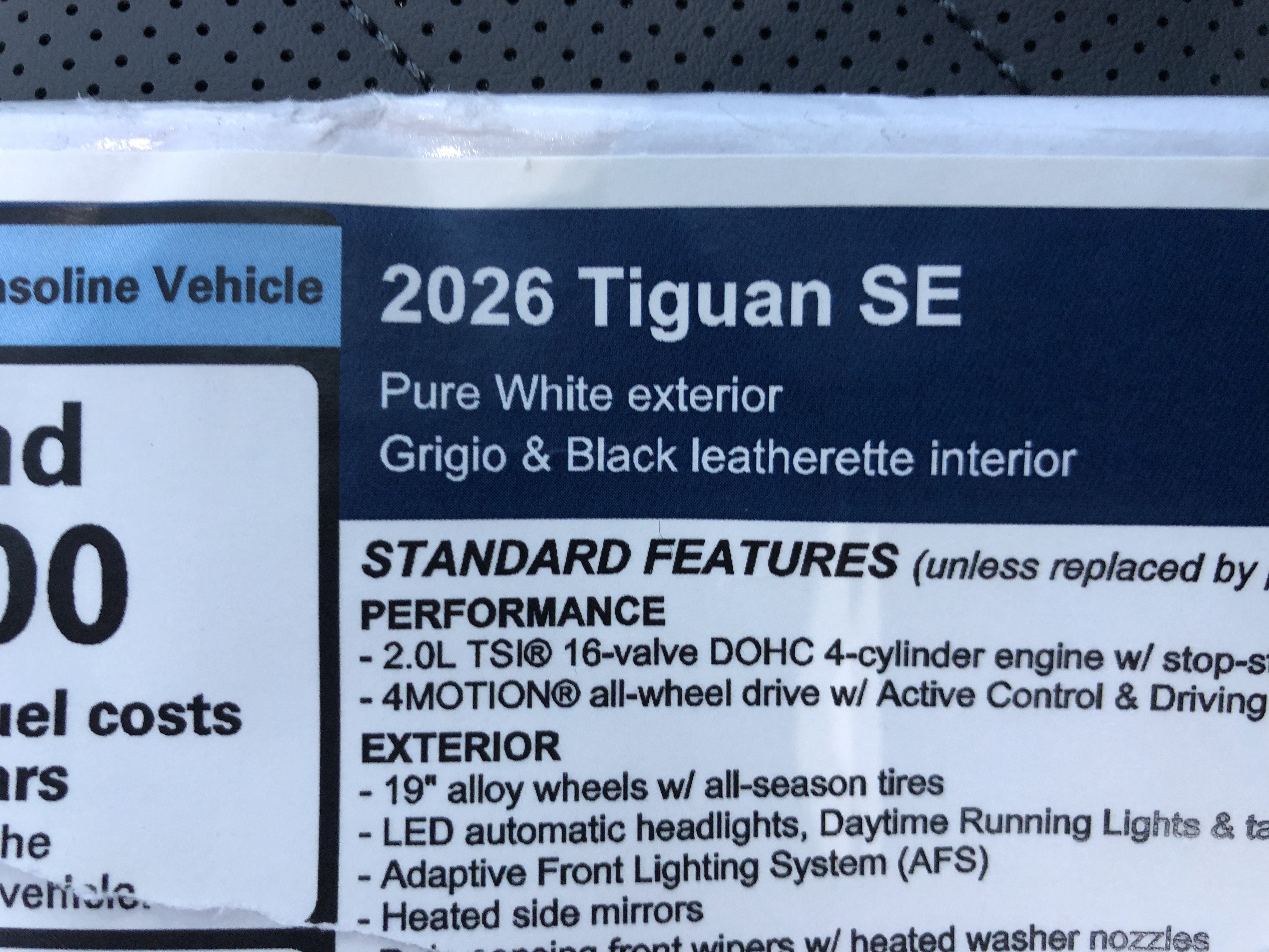 2026 Volkswagen Tiguan SE w/panoramic sunroof