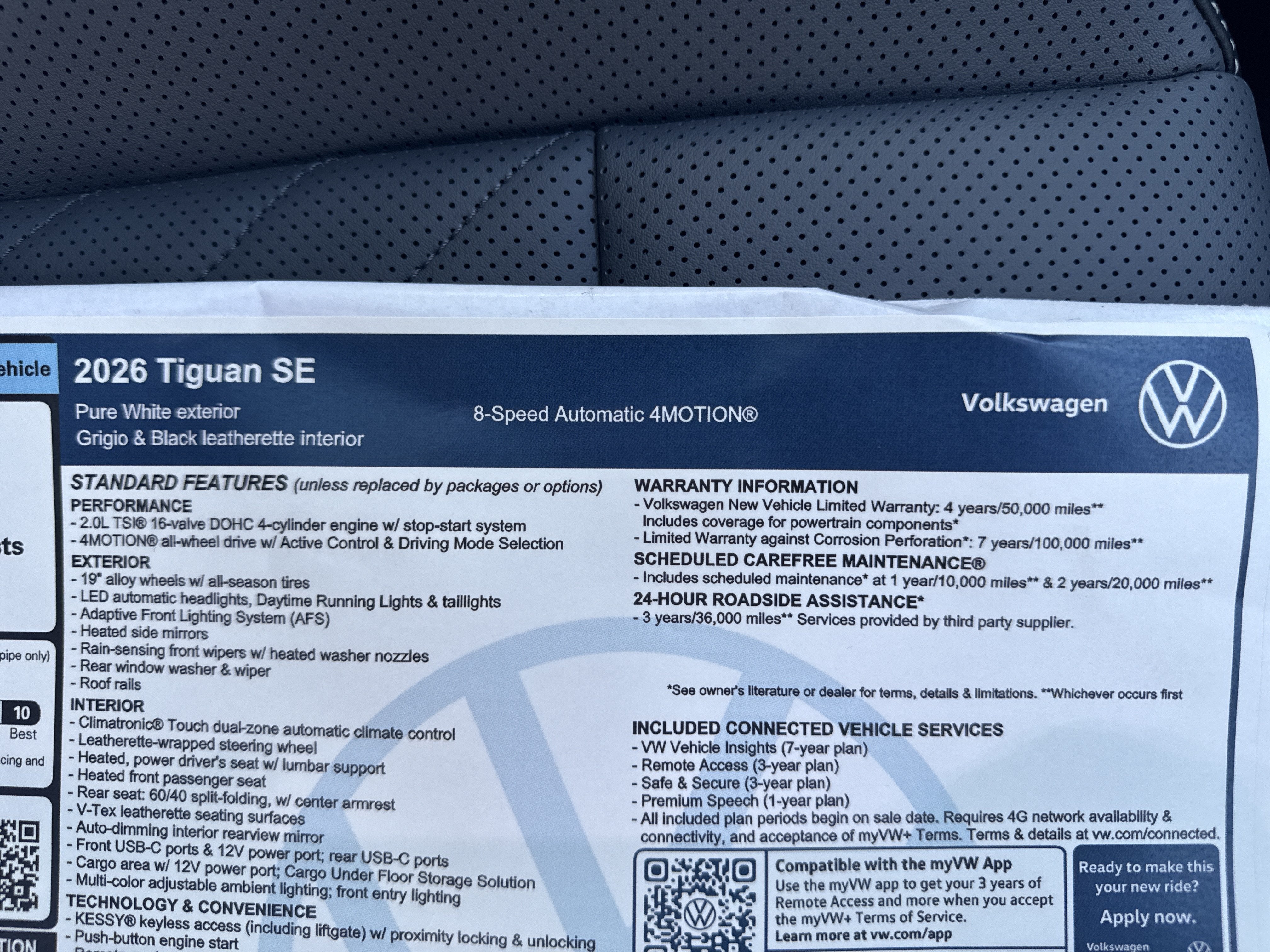 2026 Volkswagen Tiguan SE w/panoramic sunroof