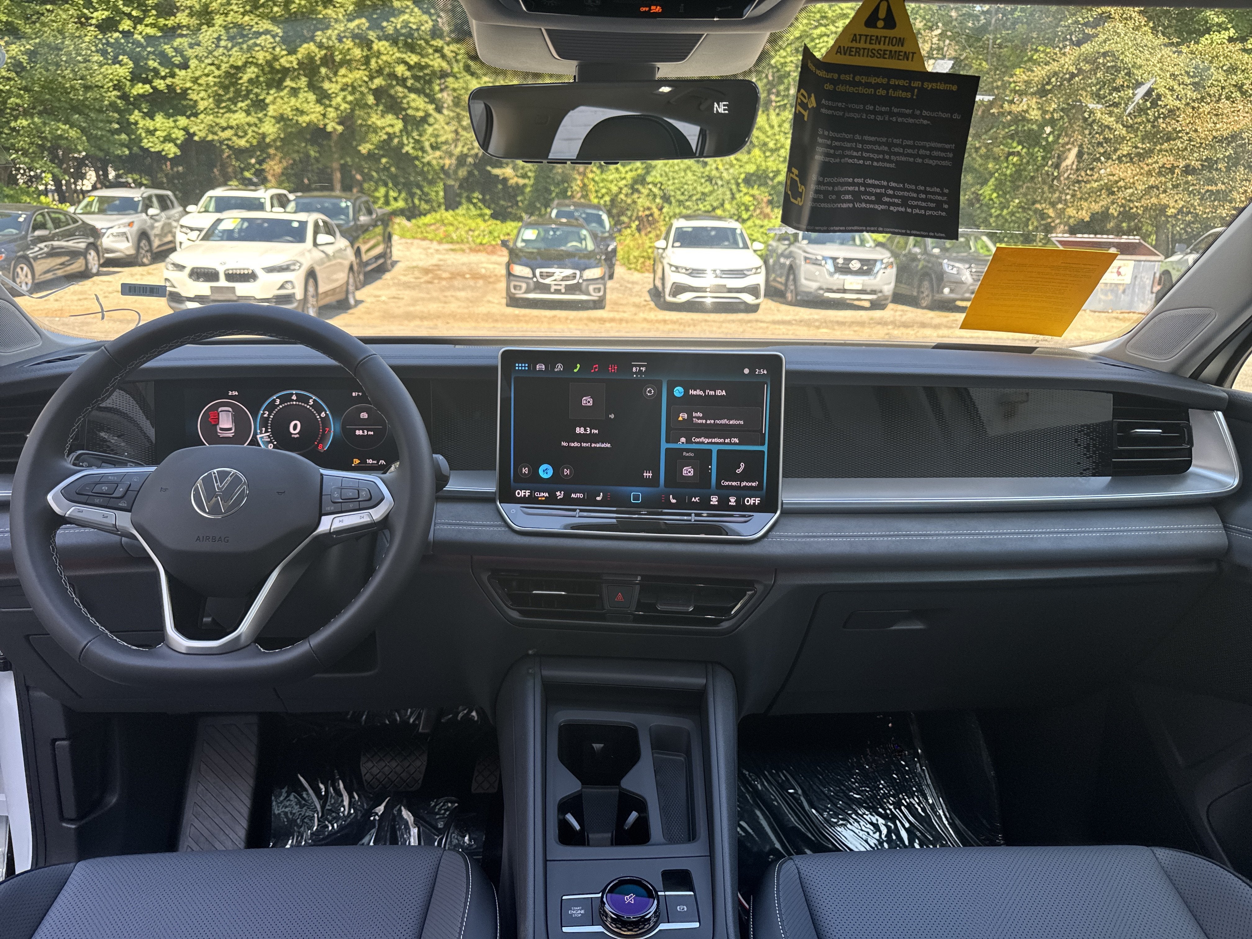 2026 Volkswagen Tiguan SE w/panoramic sunroof