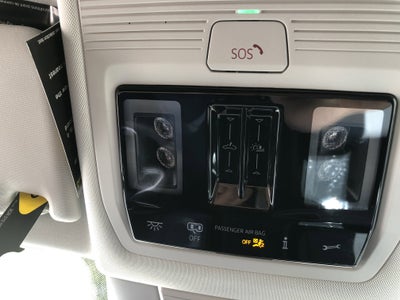 2026 Volkswagen Tiguan SE w/panoramic sunroof