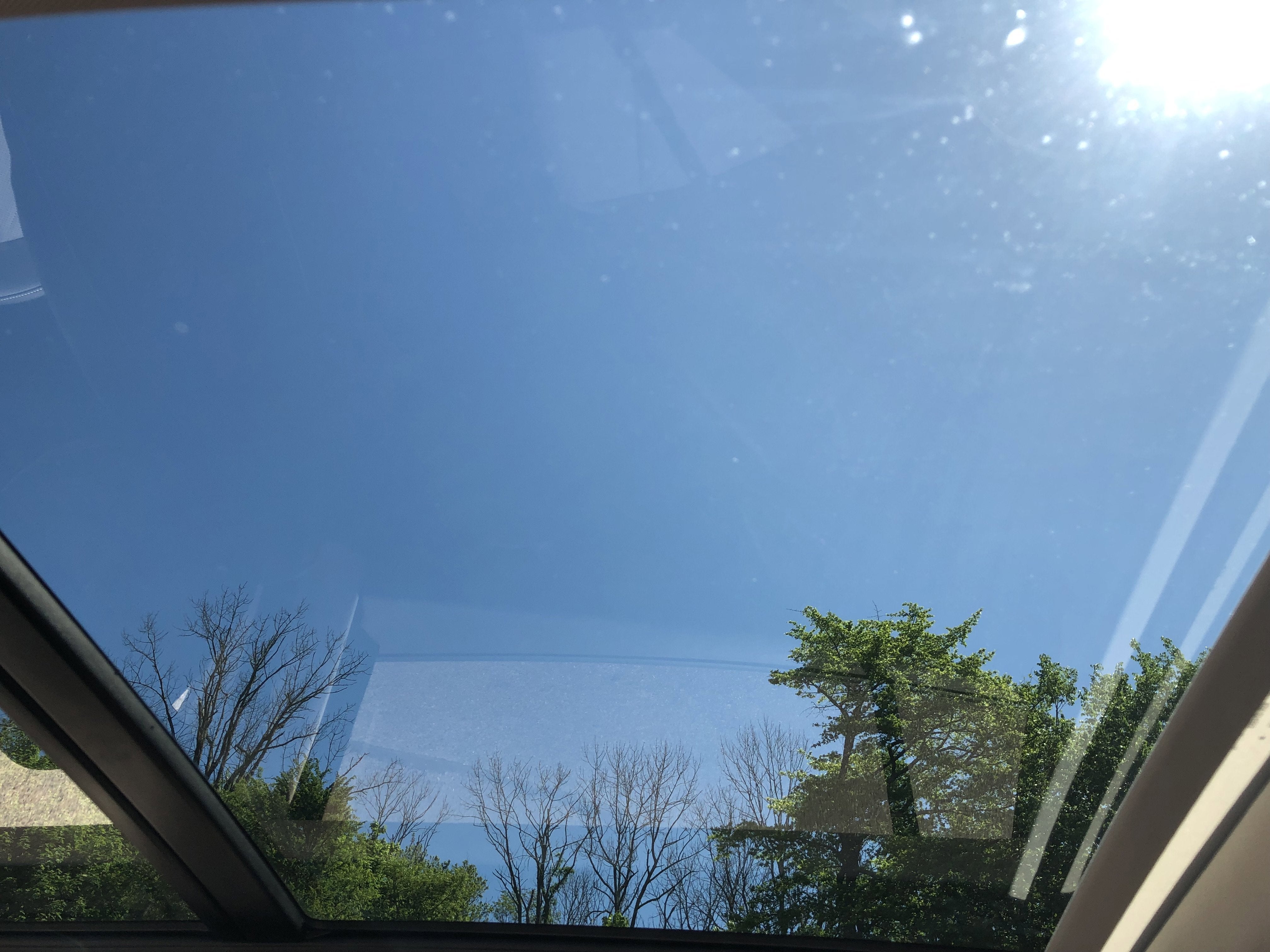 2026 Volkswagen Tiguan SE w/panoramic sunroof