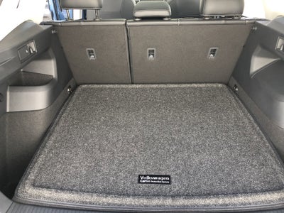 2026 Volkswagen Tiguan SE w/panoramic sunroof