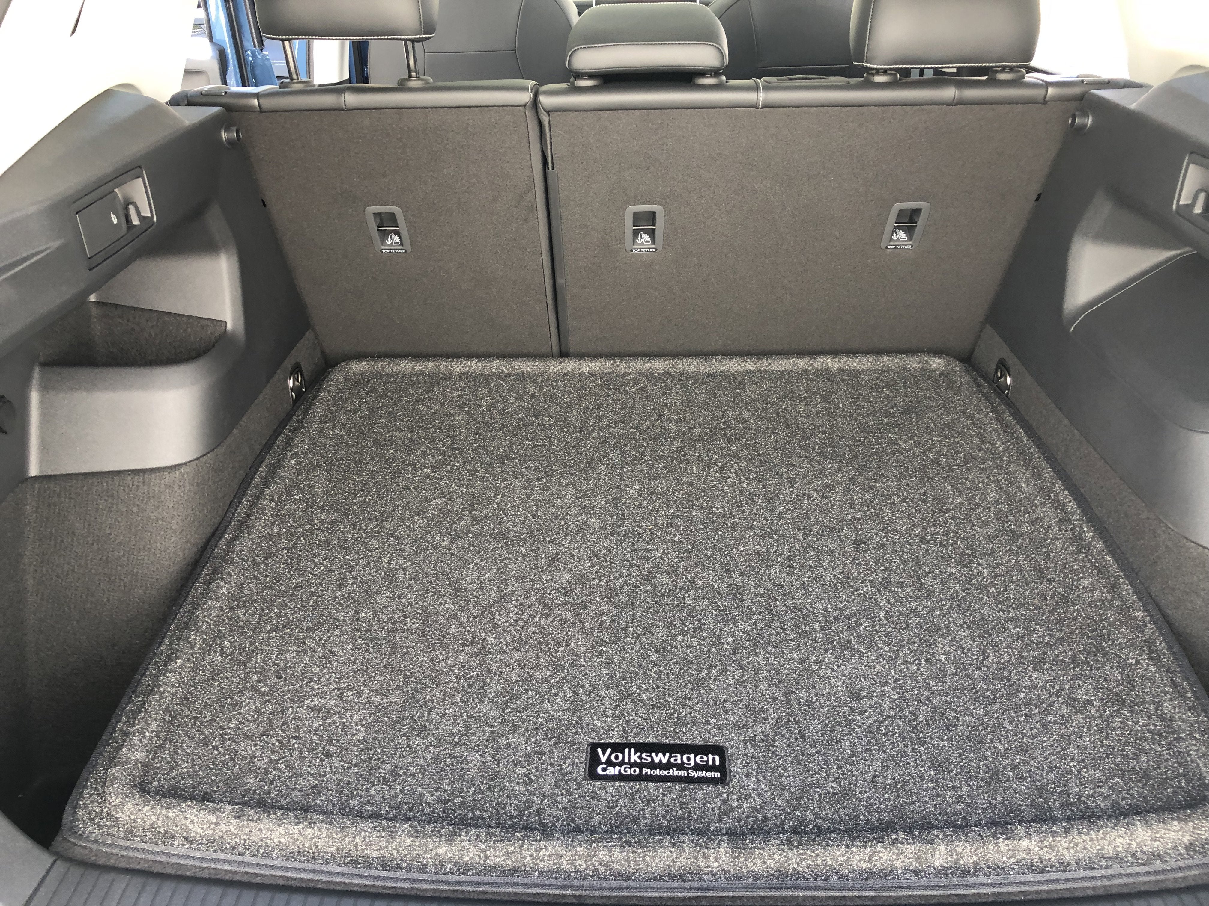2026 Volkswagen Tiguan SE w/panoramic sunroof