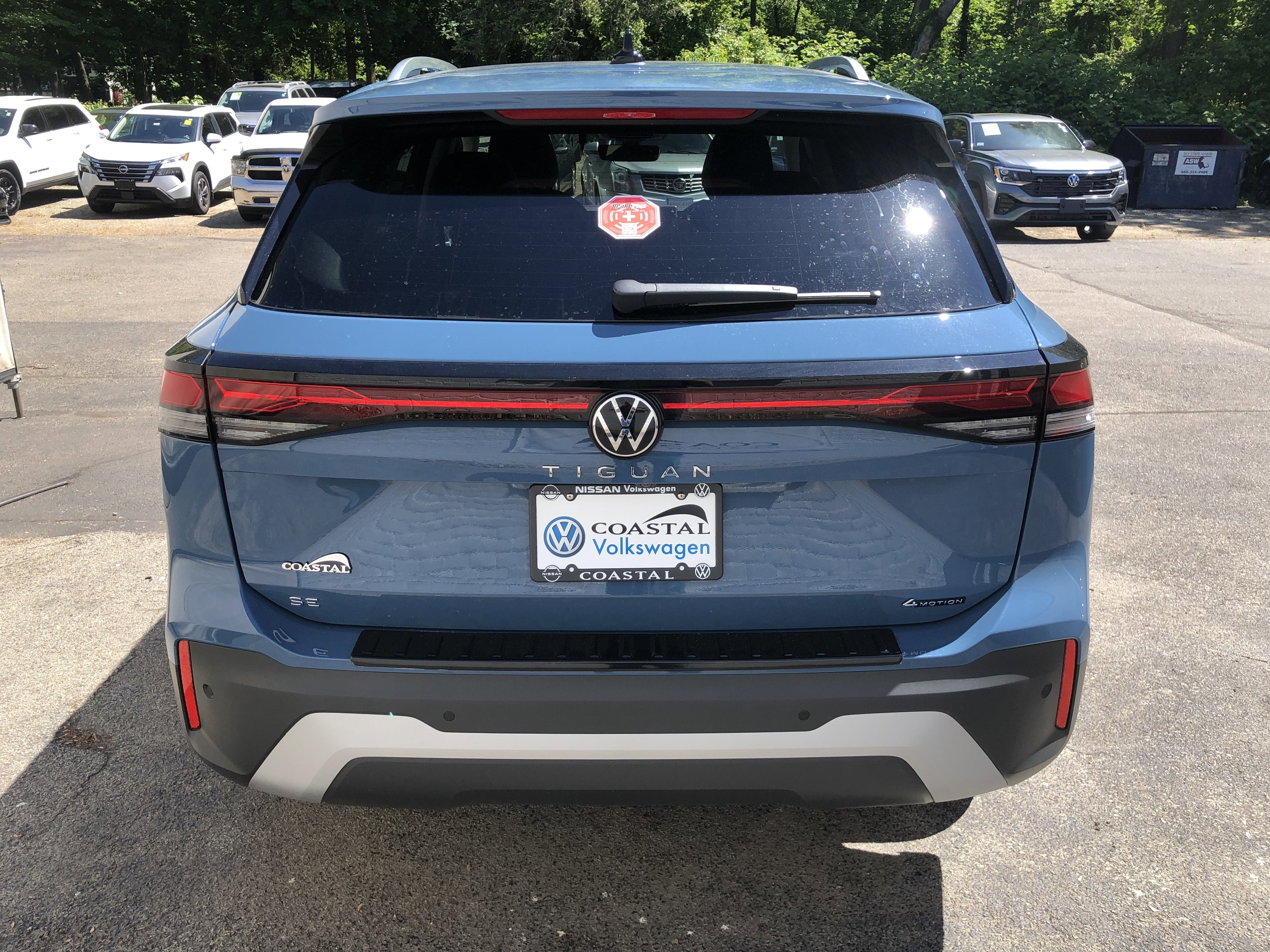 2026 Volkswagen Tiguan SE w/panoramic sunroof
