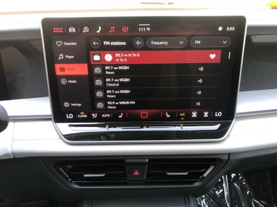 2026 Volkswagen Tiguan SE w/panoramic sunroof