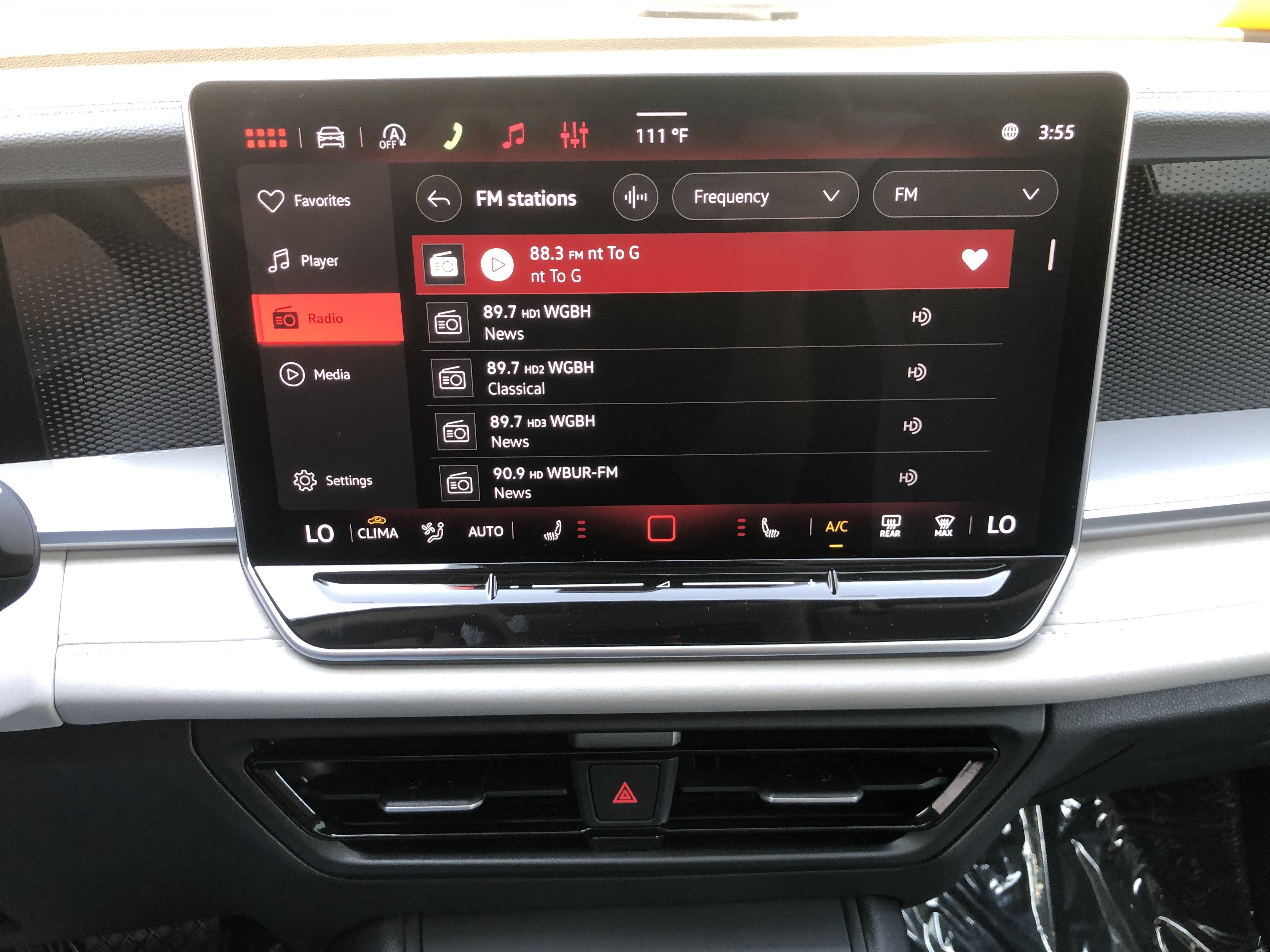 2026 Volkswagen Tiguan SE w/panoramic sunroof