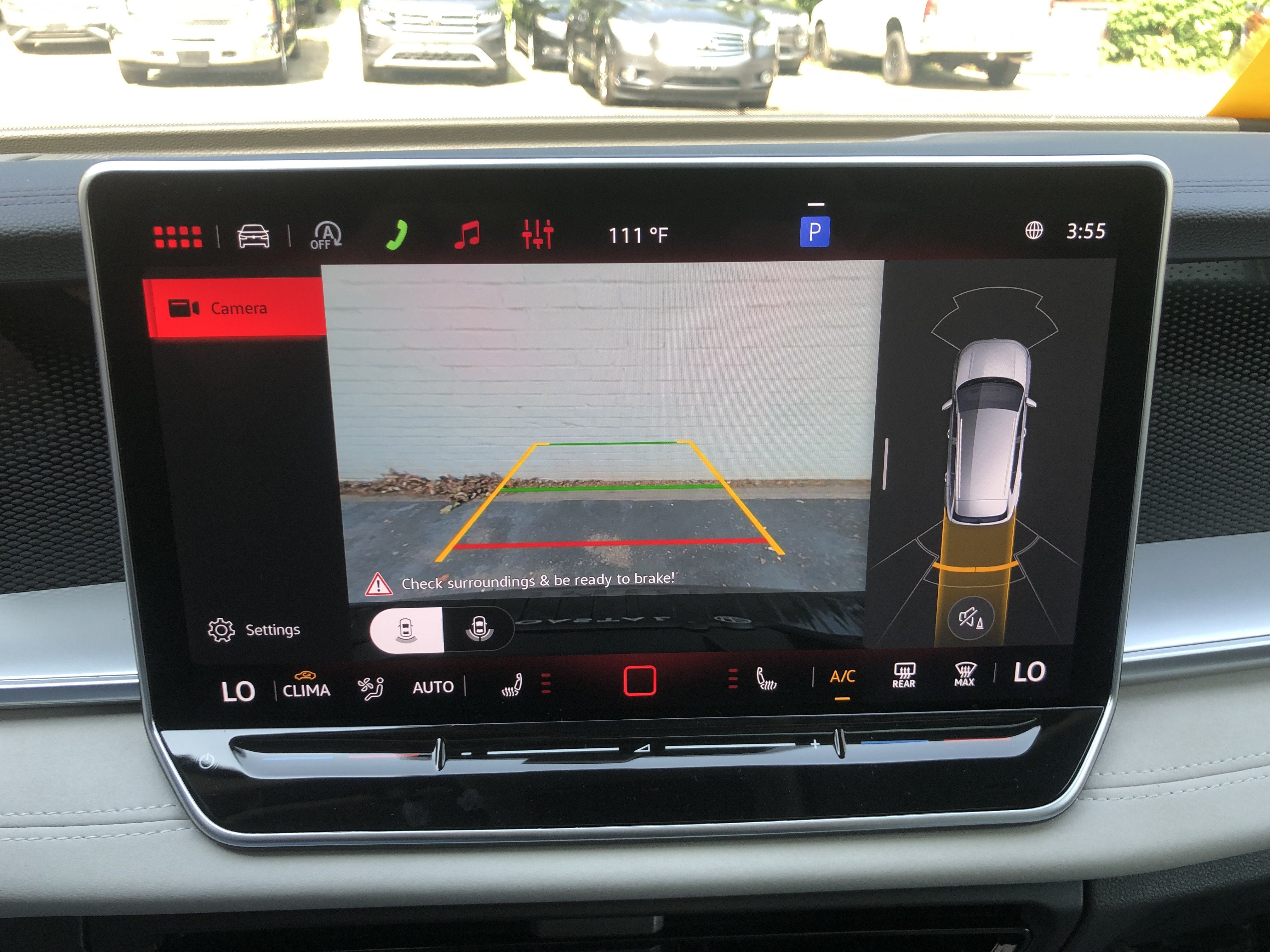 2026 Volkswagen Tiguan SE w/panoramic sunroof