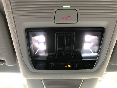 2026 Volkswagen Tiguan SE w/panoramic sunroof
