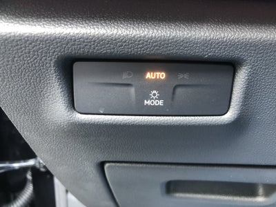 2026 Volkswagen Tiguan SE w/panoramic sunroof