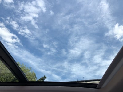2026 Volkswagen Tiguan SE w/panoramic sunroof