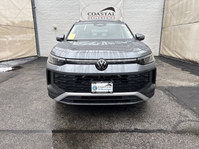 2026 Volkswagen Tiguan SE w/panoramic sunroof