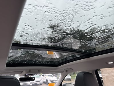 2026 Volkswagen Tiguan SE w/panoramic sunroof