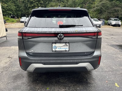 2026 Volkswagen Tiguan SE w/panoramic sunroof