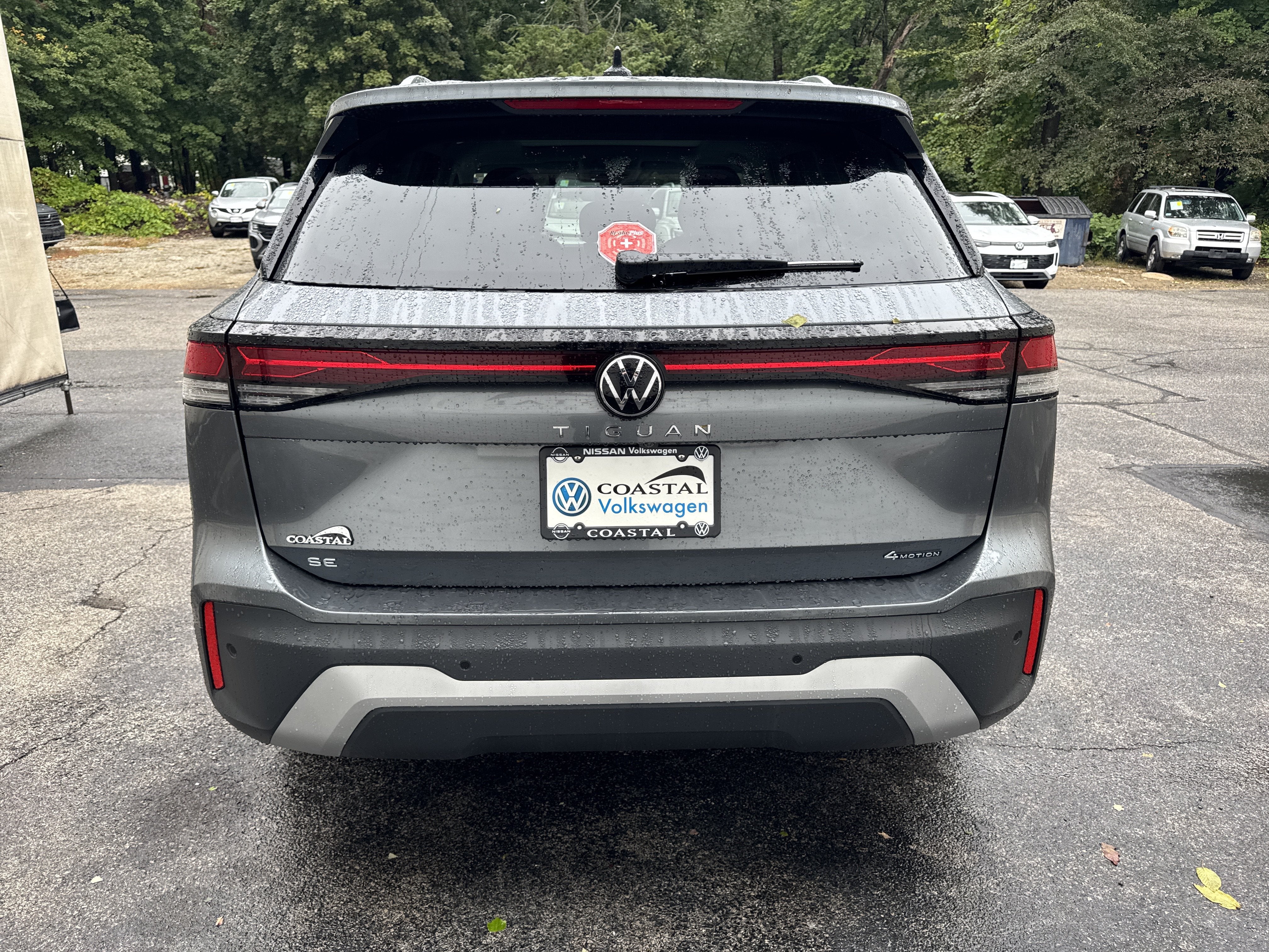 2026 Volkswagen Tiguan SE w/panoramic sunroof