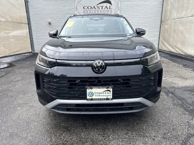 2026 Volkswagen Tiguan SE w/panoramic sunroof