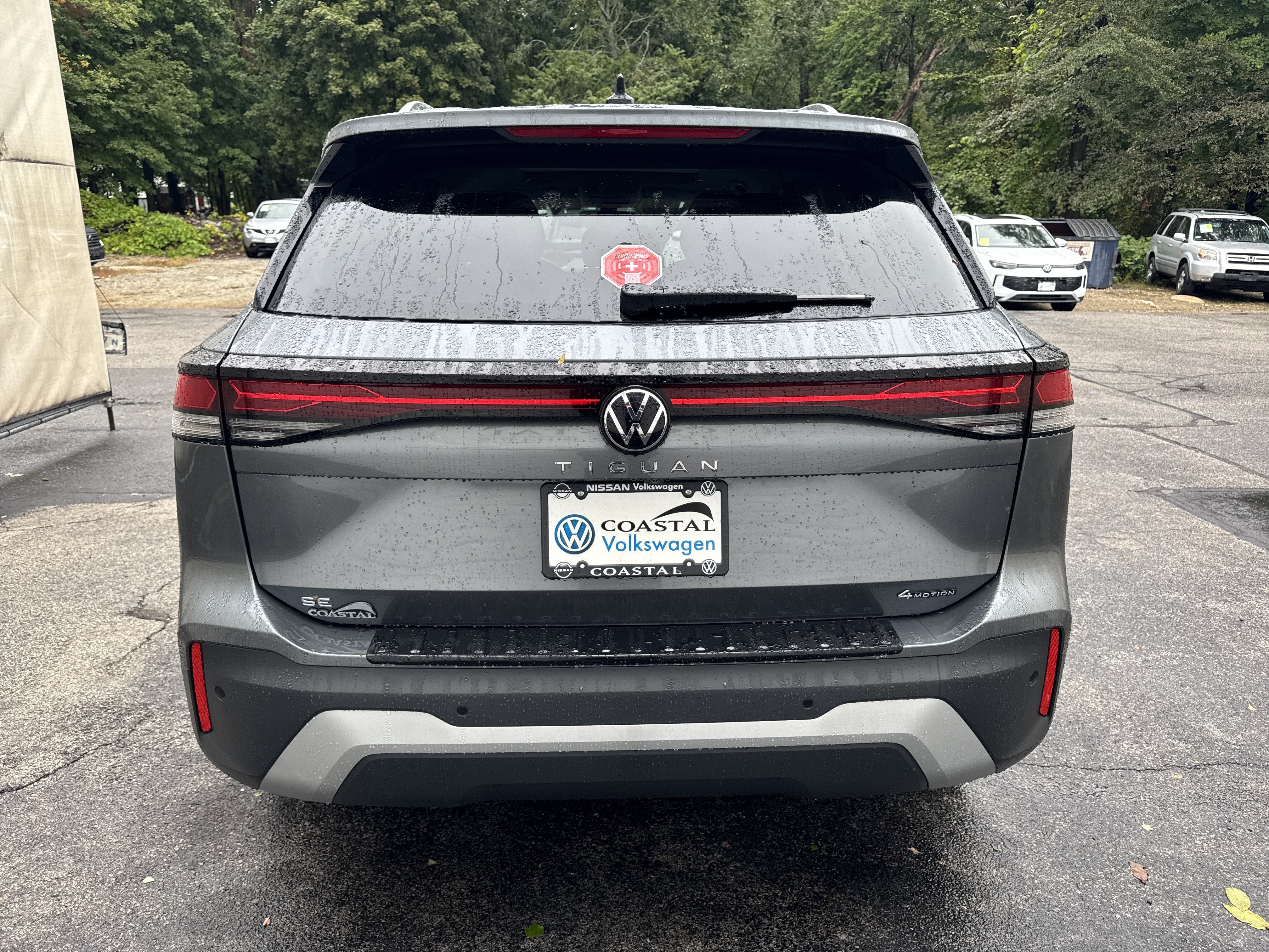 2026 Volkswagen Tiguan SE w/panoramic sunroof