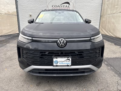 2026 Volkswagen Tiguan SE w/panoramic sunroof