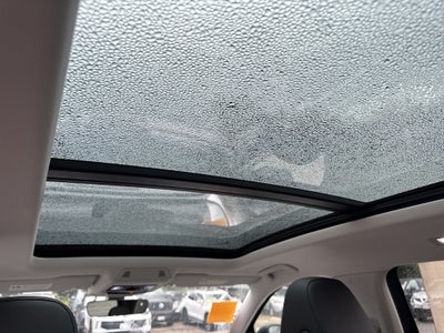 2026 Volkswagen Tiguan SE w/panoramic sunroof
