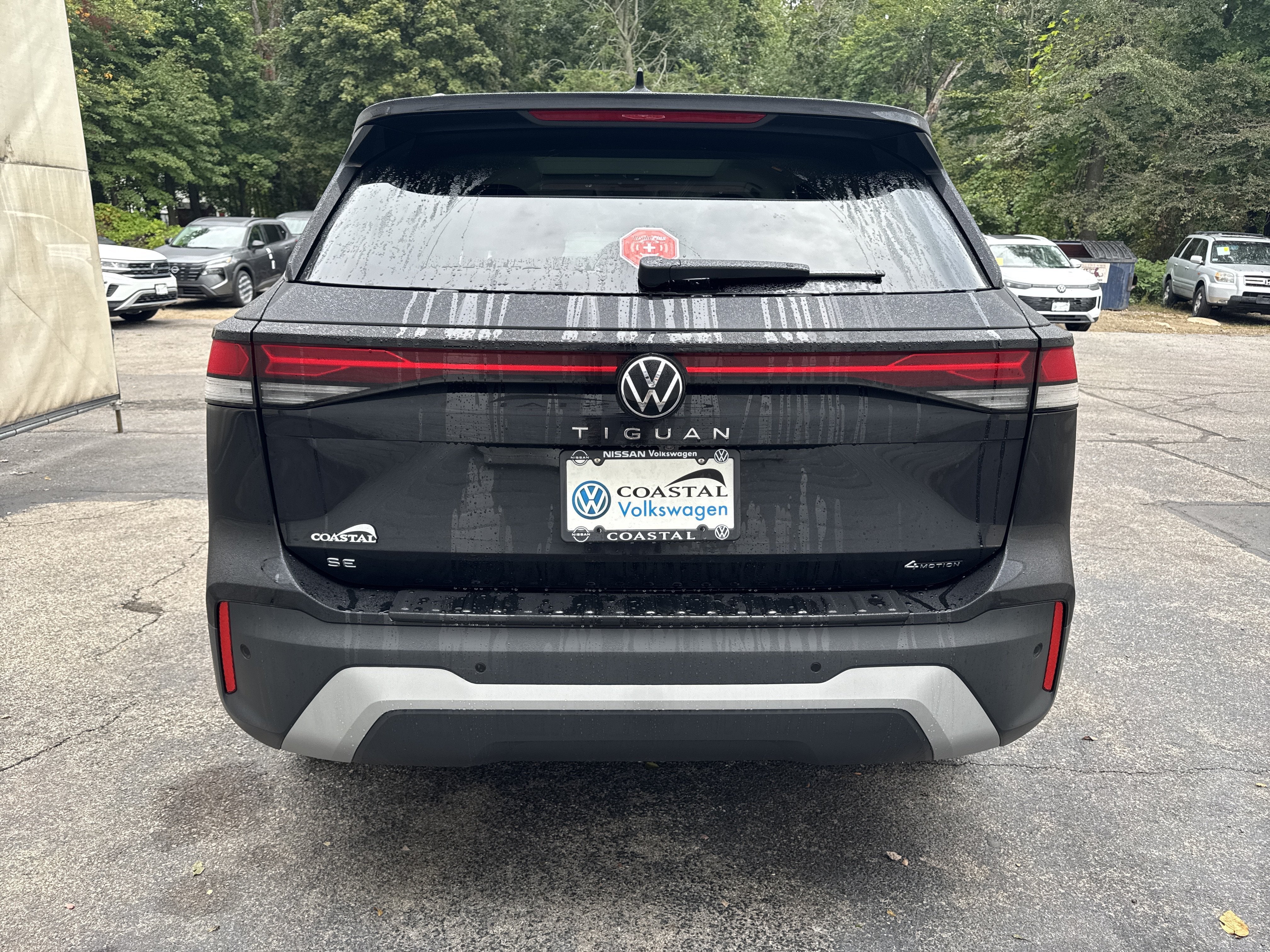 2026 Volkswagen Tiguan SE w/panoramic sunroof