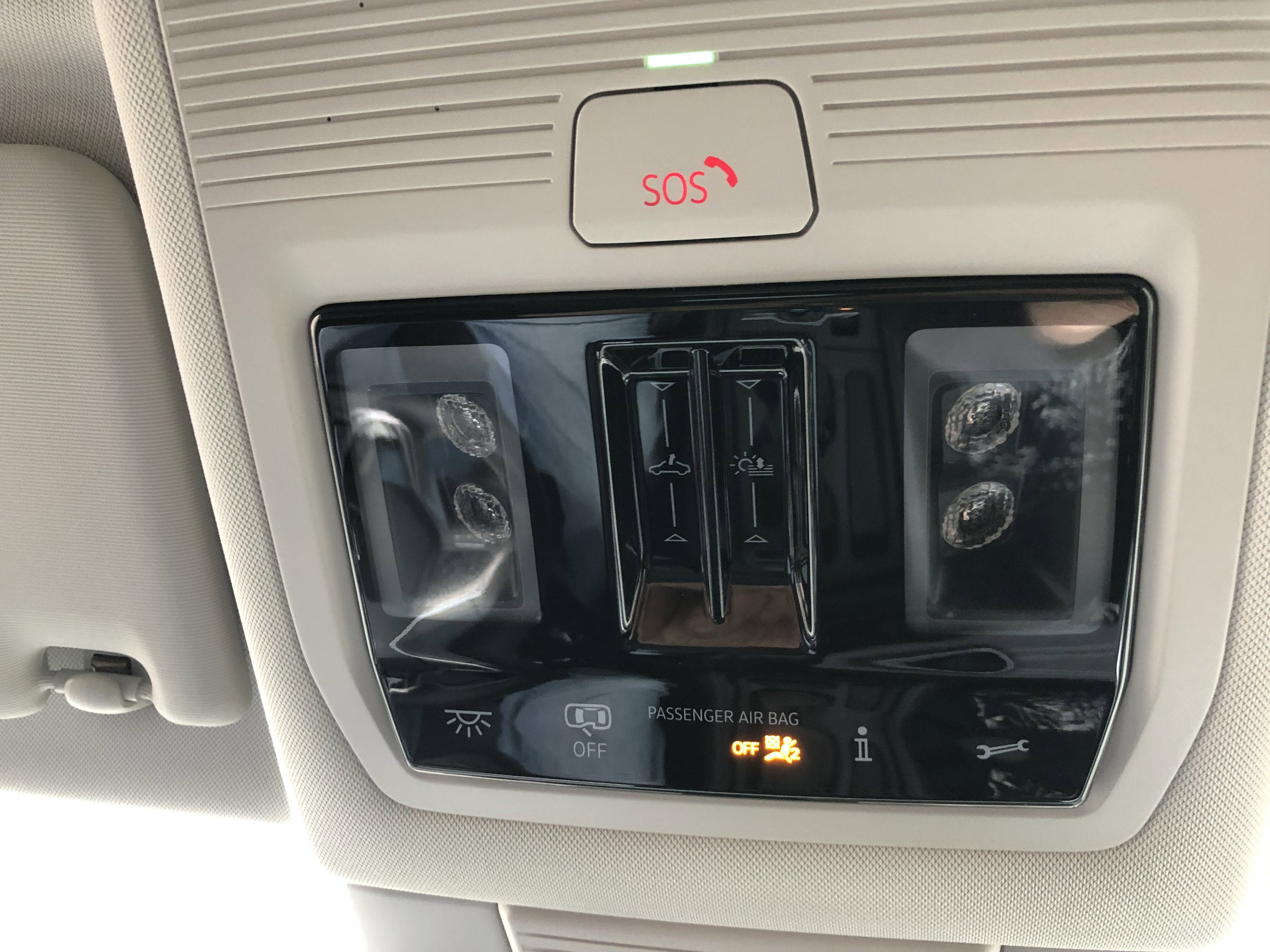 2026 Volkswagen Tiguan SE w/panoramic sunroof