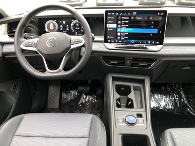 2026 Volkswagen Tiguan SE w/panoramic sunroof