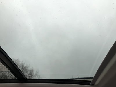 2026 Volkswagen Tiguan SE w/panoramic sunroof