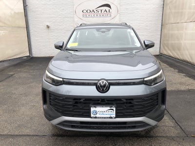 2026 Volkswagen Tiguan SE w/panoramic sunroof
