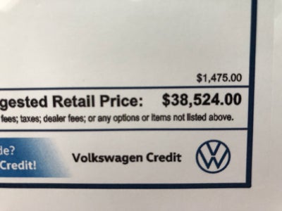 2026 Volkswagen Tiguan SE w/panoramic sunroof