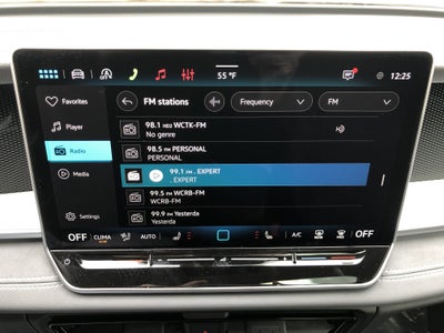 2026 Volkswagen Tiguan SE w/panoramic sunroof