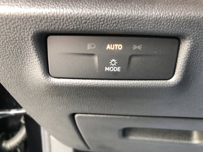 2026 Volkswagen Tiguan SE w/panoramic sunroof